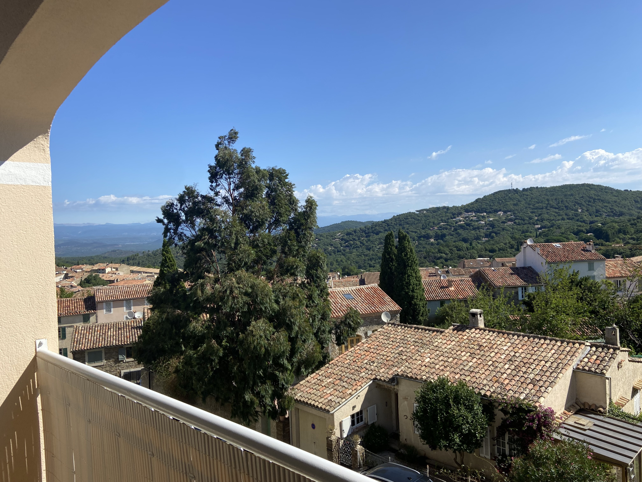Joli appartement T3 avec terrasse
